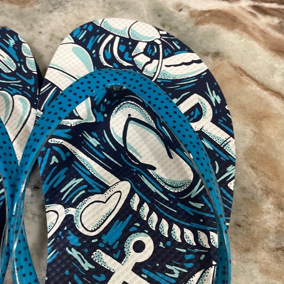 NWT Vera Bradley Flip Flops - Shore Enough - Women's Large Sz 9/10 Shells Beach - Picture 8 of 13